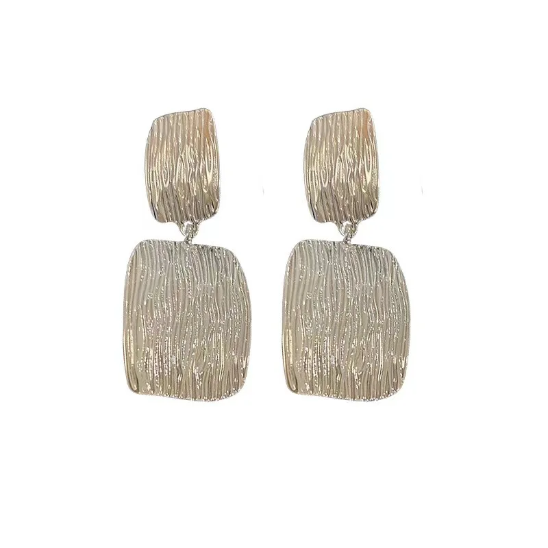 أقراط معدنية مرصعة بالأعلى للنساء ، إبرة من الفضة ، مربعة ، راقية ، فاخرة ، خفيفة ، عصرية