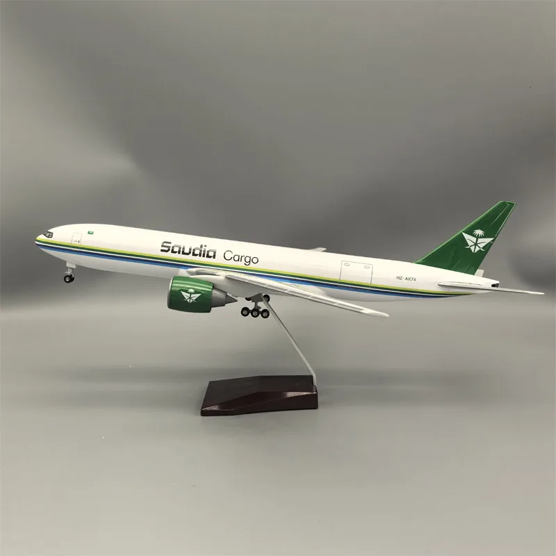 

New 1/130 Diecast Resin Model Saudi Airlines Cargo 777 Transport Airplane Airlines Airplane Collection Display Gifts Decoration
