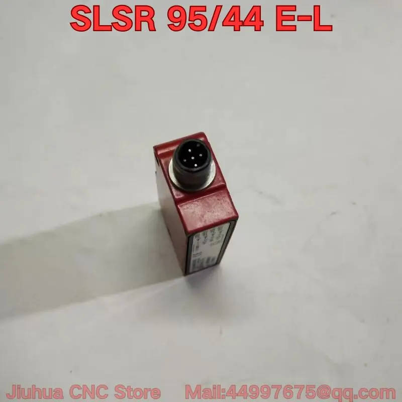 اختبار وظيفة الاستشعار الكهروضوئي SLSR 95/44 EL مستعمل عادي #3