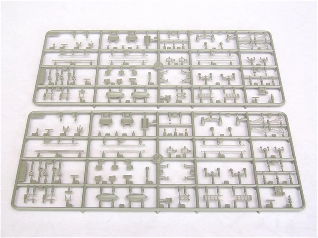 Trumpeter 1/350 Maßstab WW2 Liberty Ship S.S. Jeremiah OBrien Militärisches Kunststoff-Montagemodell # 05301