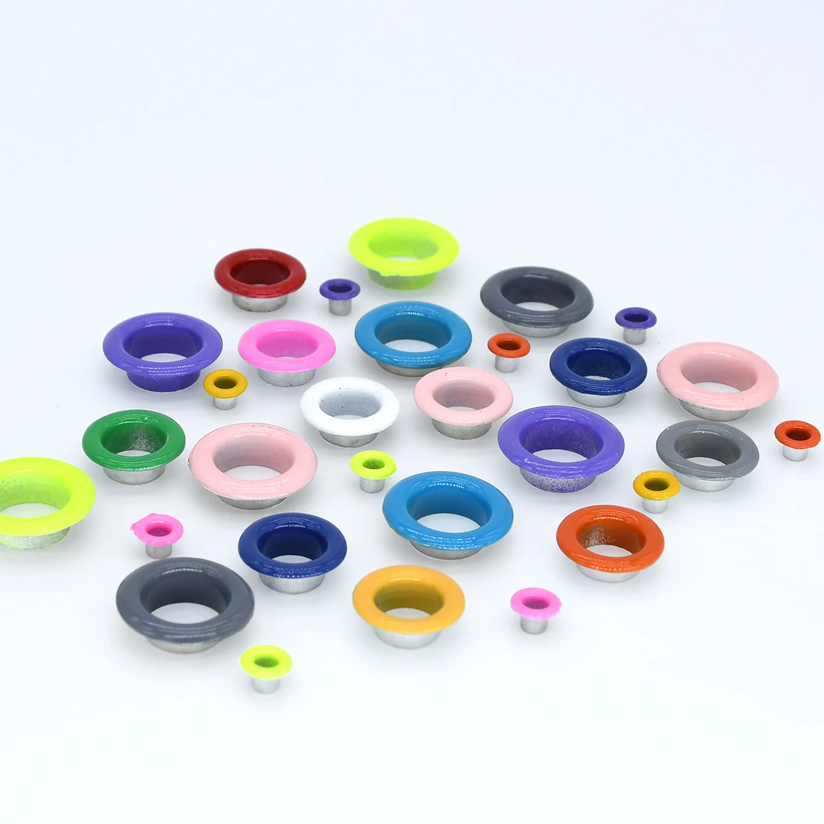 100Pcs 8mm Hole Metal Eyelets Grommets Colored with Washer for DIY Leathercraft Accessories Shoes Belt Cap Bag Tags Clothes