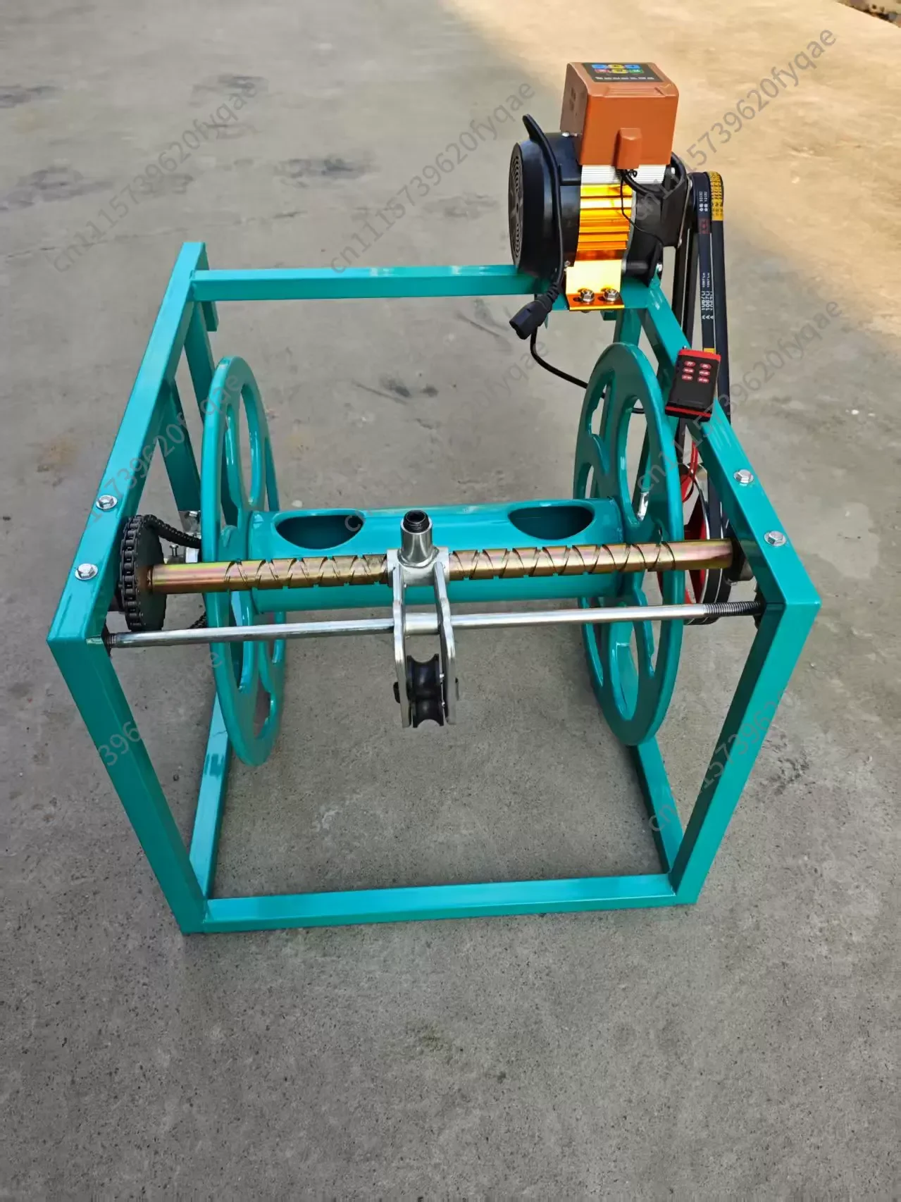 Agricultural remote control dispensing machine Electric pipe winding frame Automatic pipe winding water wheel