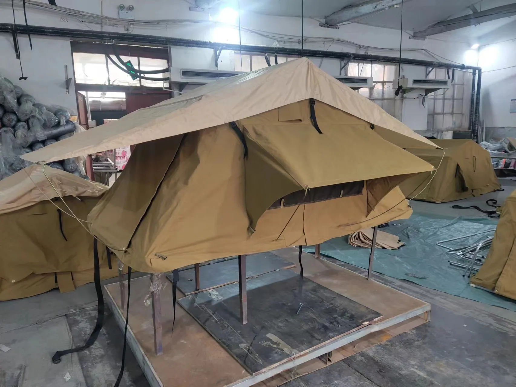 Outdoor Camping Waterproof Rib Stop Poly Cotton Canvas Waterproof  Car Rooftop Tent with Double Roof