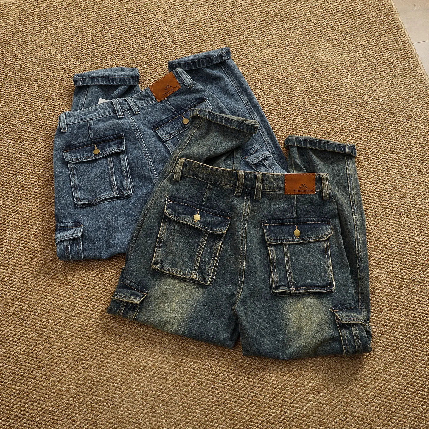 

Retro workwear denim trousers with multi-pocket design, loose straight-leg distressed washed jeans for men