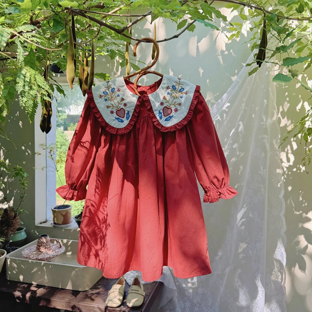 Princess Style Long Sleeve Doll Collar Embroidered Dress for Girls Red Spring Collection Baby Birthday Skirt Vintage Design