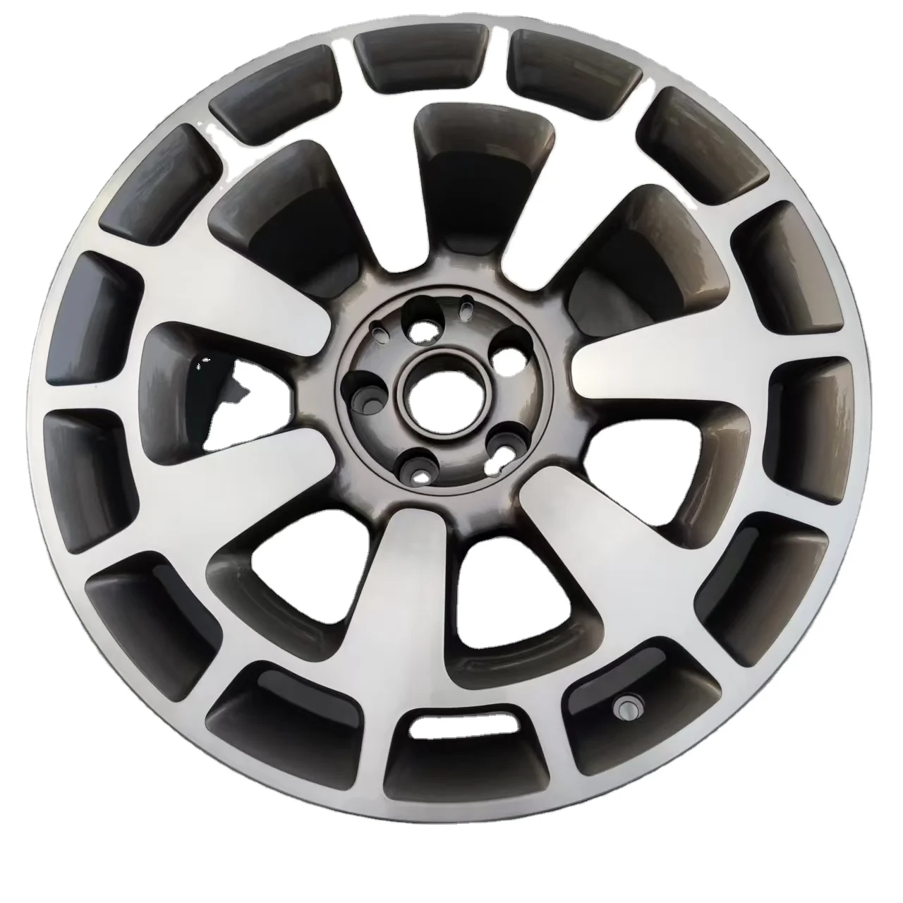 

High-quality Original Factory Scratch-free Perfectly Finished Quattroporte 670015325 Rear Wheel