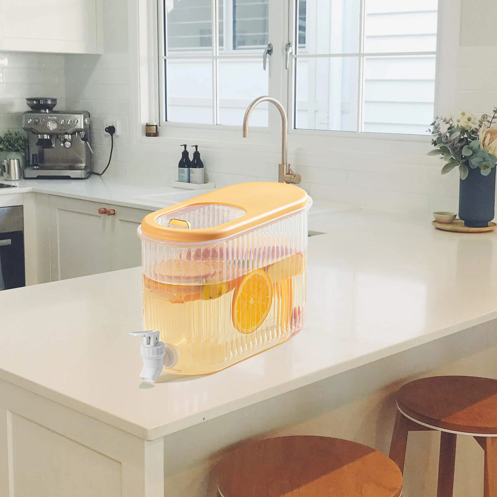 

Cold Water Bottle Beverage Dispenser with Spigot Refrigerator Kettle for Drinks Fridge Juice