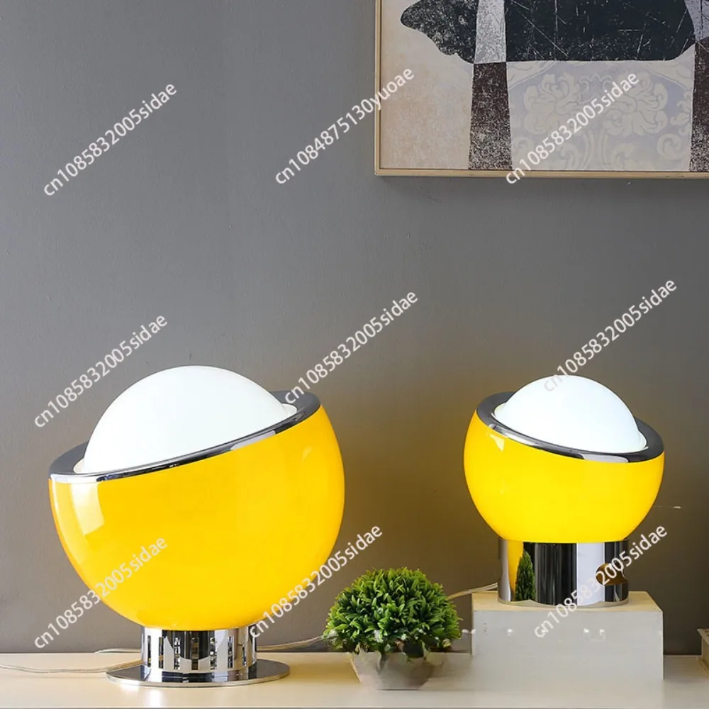 Medieval Style Glass Egg Shaped Table Lamp Indoor Bedside Restaurant Decoration Atmosphere Table Lamp