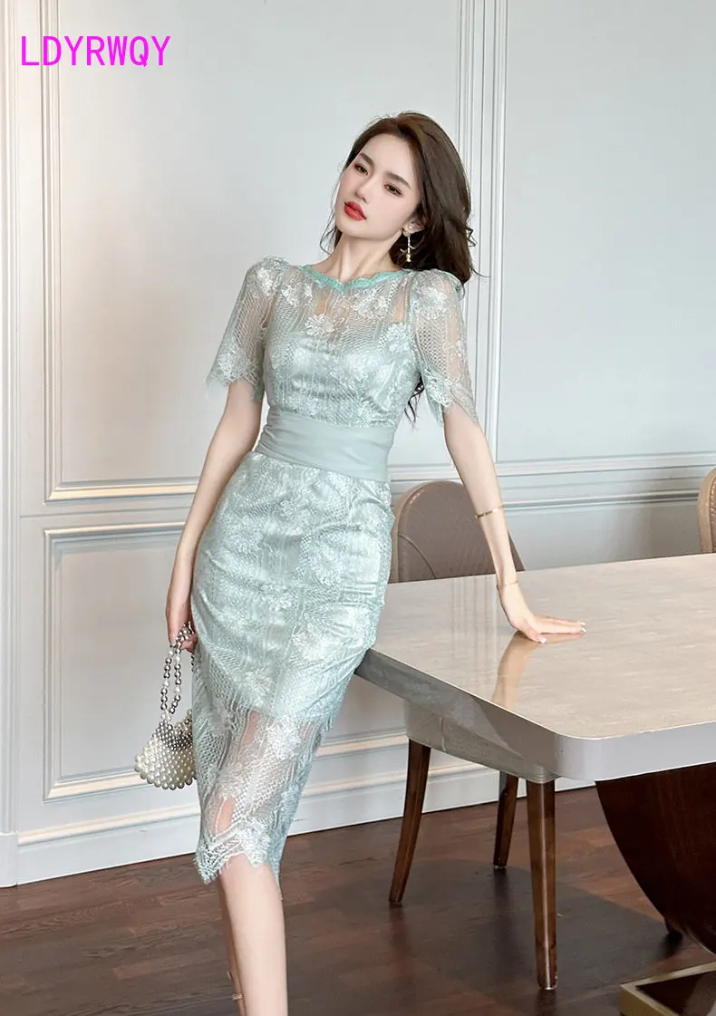 

2023 Summer New Women's Fashion French Round Neck Lace Hollow High Waist Dress Style