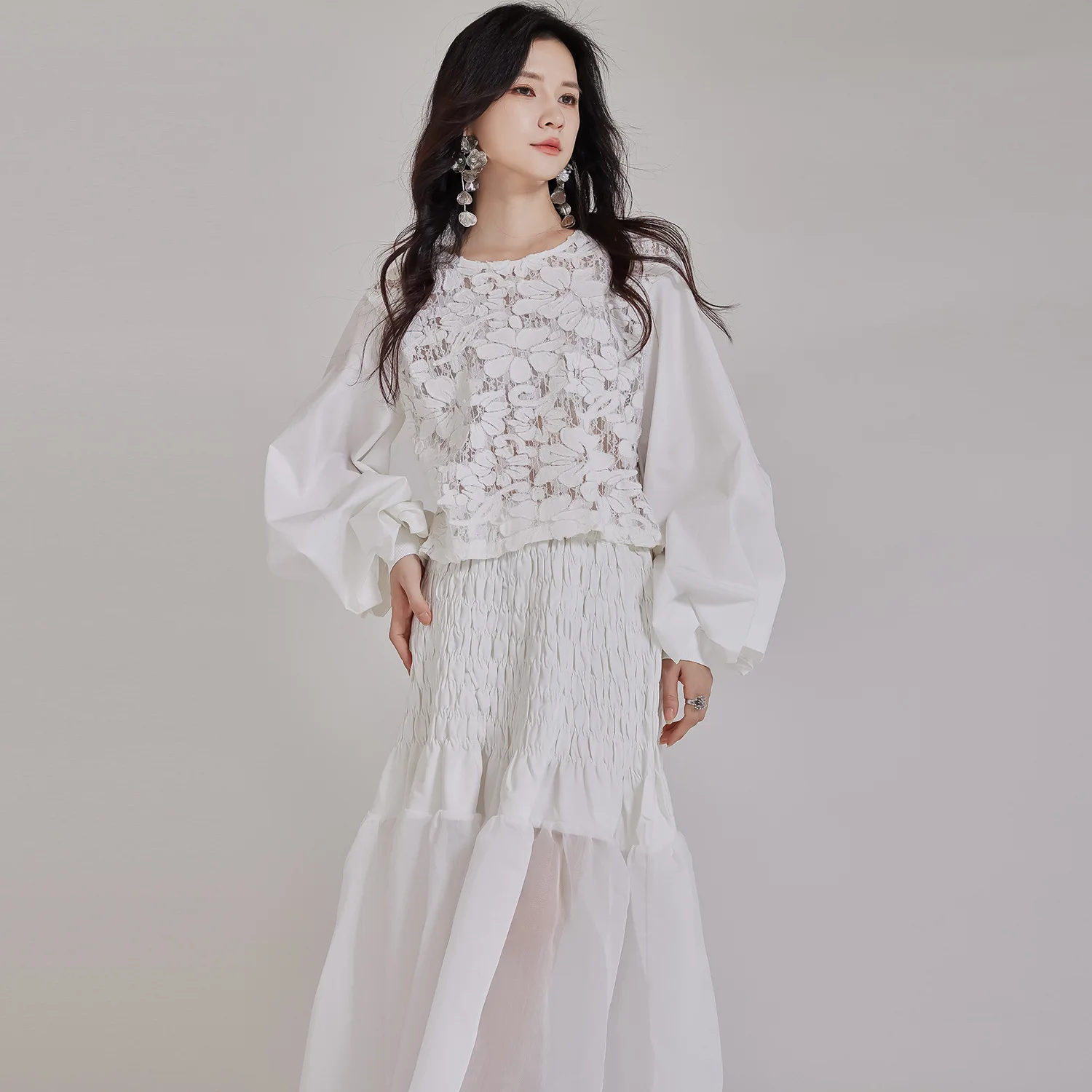 

Женская лоскутная рубашка с короткими рукавами и кружевными деталями, повседневная блузка с длинными рукавами на осень-весну