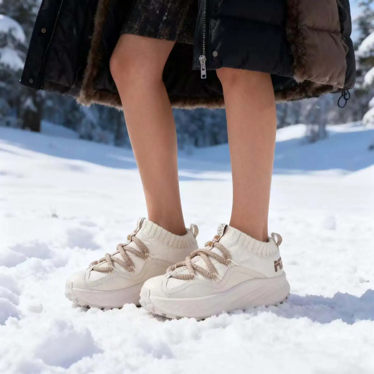 

Unisex Winter Warmth Wide-Fit Walking/Jogging Comfortable Versatile Anti-Slip Shock-Absorbing Hiking/Walking Sports Shoes