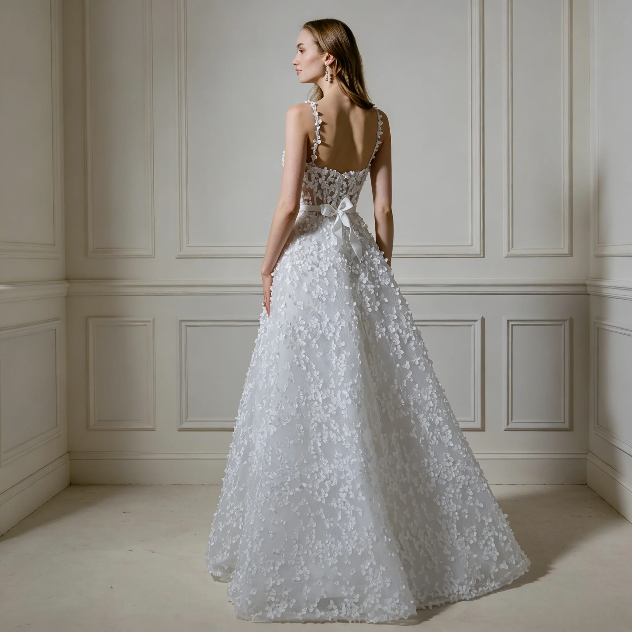 3D Organza Petal Spaghetti Strap Wedding Dress Square Neck Sheer Mesh Tulle A Line Chapel Train Fairy Bridal Gown Customizable