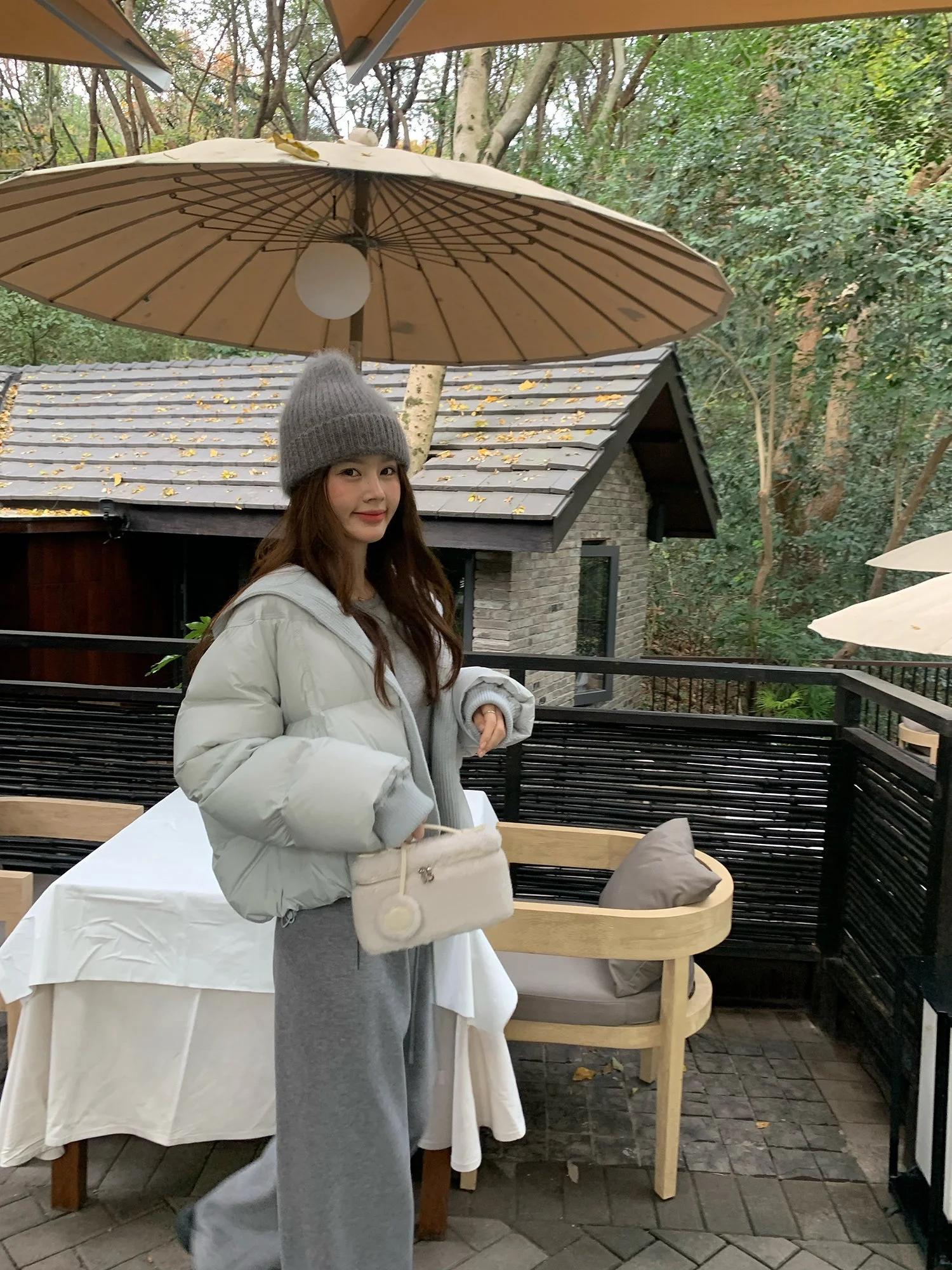 

Корейская теплая женская куртка-пуховик с дизайном в стиле Blueberry Puff Hat, вязаная, стеганая, из утолщенного нейлона 90% с белым пуховым наполнителем