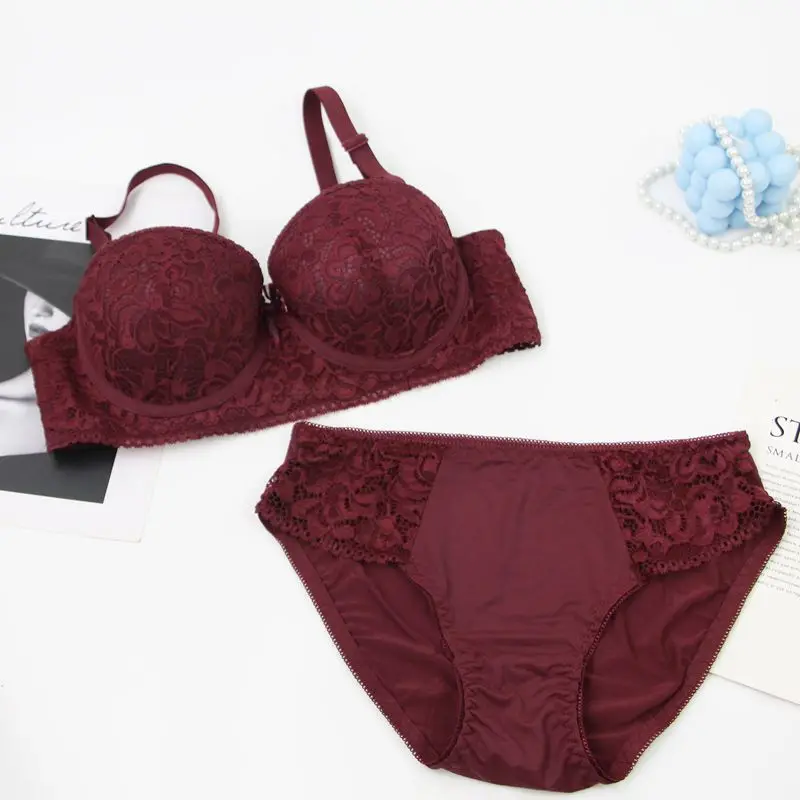 2025 nuevo sujetador con aros de punto Floral para mujer correas ajustables encaje Copa BC ropa interior Push Up minimizador lencería acolchada