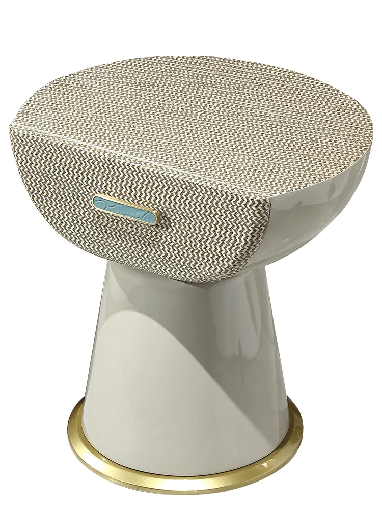 

Modern Italian light luxury bedside table storage cabinet creative fashion bedroom furniture