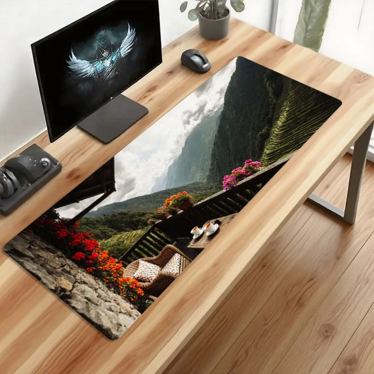 قطعة واحدة من حصيرة مكتب الرؤية الجبلية البانورامية، قاعدة غير قابلة للانزلاق، ألوان نابضة بالحياة، مثالية للألعاب وإعداد المكتب، الحجم: 31.5 بوصة × 11.