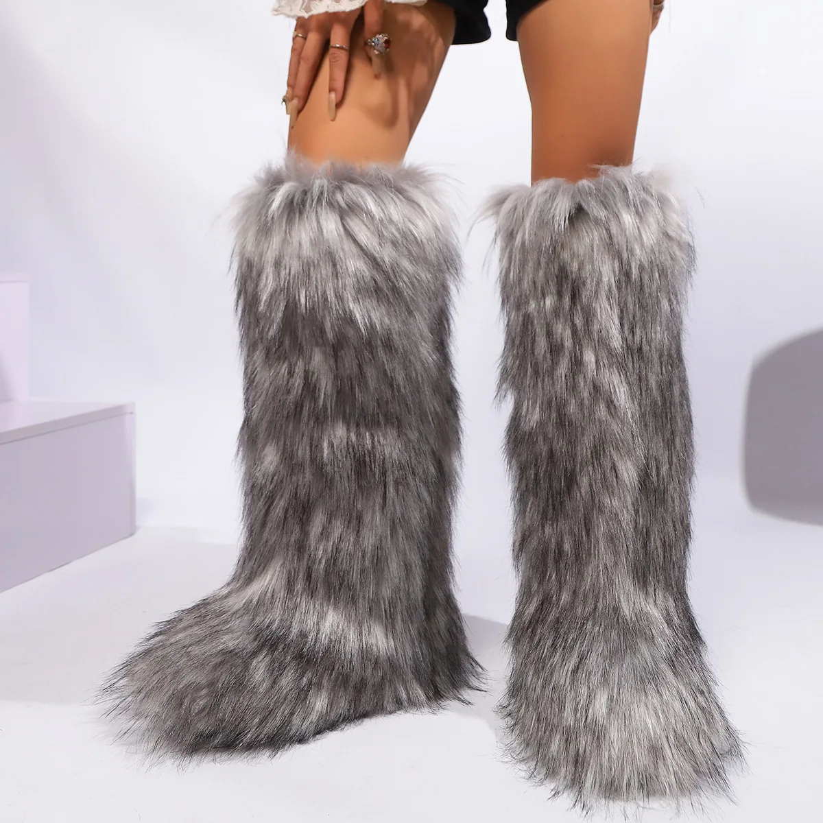 

IPPUEM Women Fur Boots Knee High Grey 2025 New Winter Plus Size 36-46 Flat Heel Snow Boots Long Plush Shoes