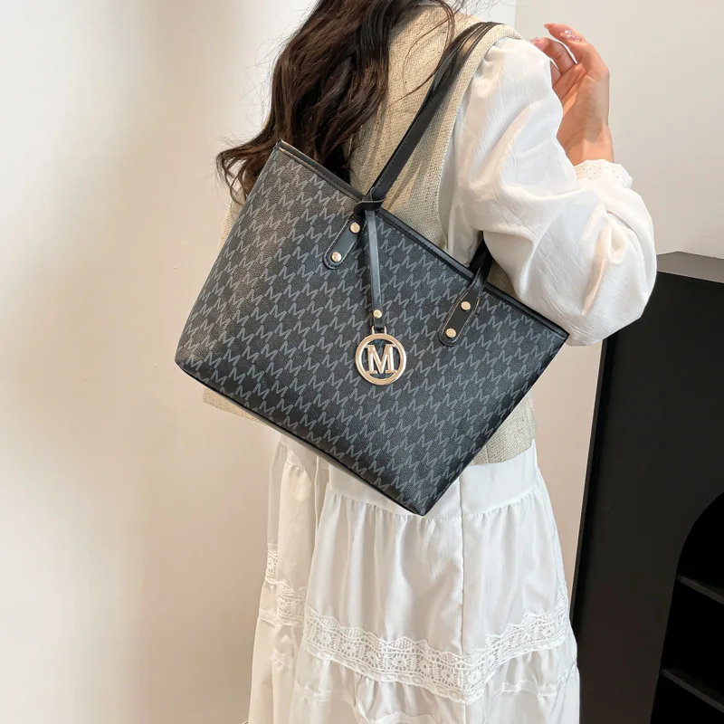 ใหม่Womeกระเป๋าถือไหล่กระเป๋าสําหรับ2025ผู้หญิงหญิงLuxury Designerกระเป๋าสะพายขนาดใหญ่ความจุกระเป๋าแฟชั่นCrossbody