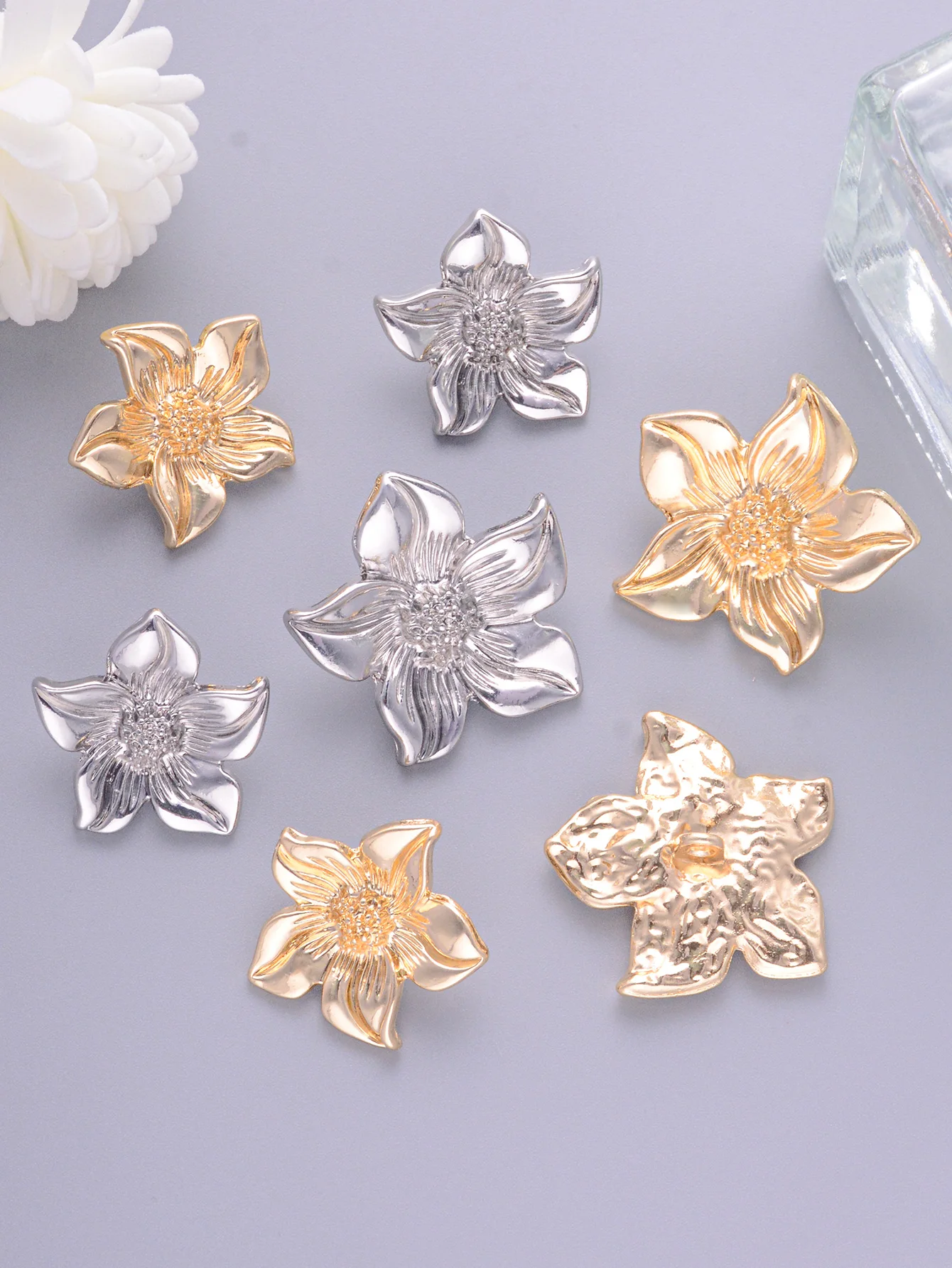 

6 шт./лот 23/30 мм винтажные золотые пуговицы с цветочным узором для одежды, принадлежности для шитья, вязания, сделай сам, декоративные пуговицы для одежды