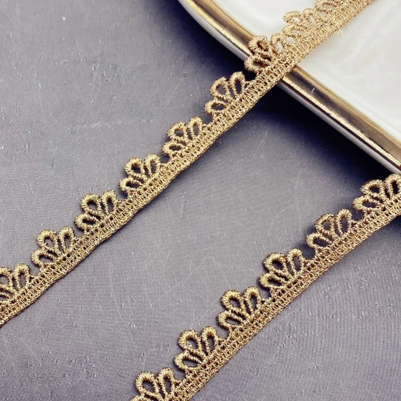 

20 ярдов золотых кружевных аксессуаров для одежды, кружева