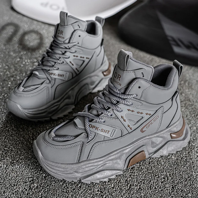 ارتفاع أعلى تنفس المضادة للانزلاق رجل الأحذية 2025 الخريف Hot البيع أحذية رياضية رجالية موضة مريحة جديدة الذكور تشغيل أحذية رياضية