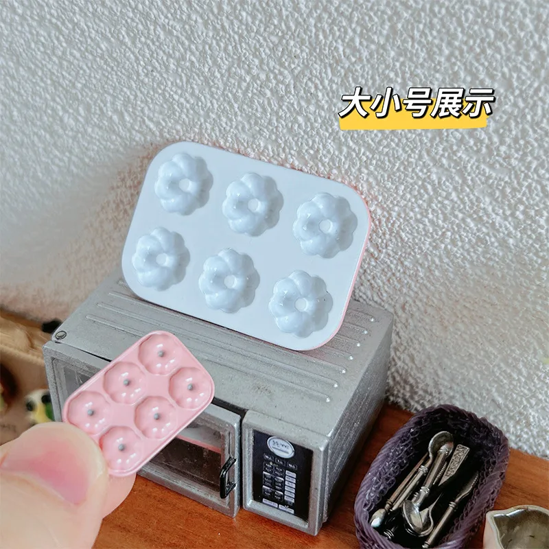 1:12 Accessori per la casa delle bambole Simpatico animale rosa cuore stella modello carino mini stampi da forno modello in miniatura decorazione della casa delle bambole