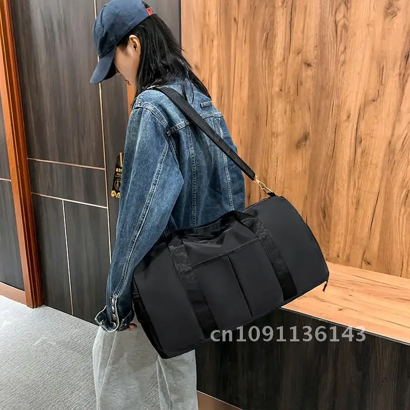 Рисунок 2 - Дорожная сумка большой вместимости для мужчин и женщин