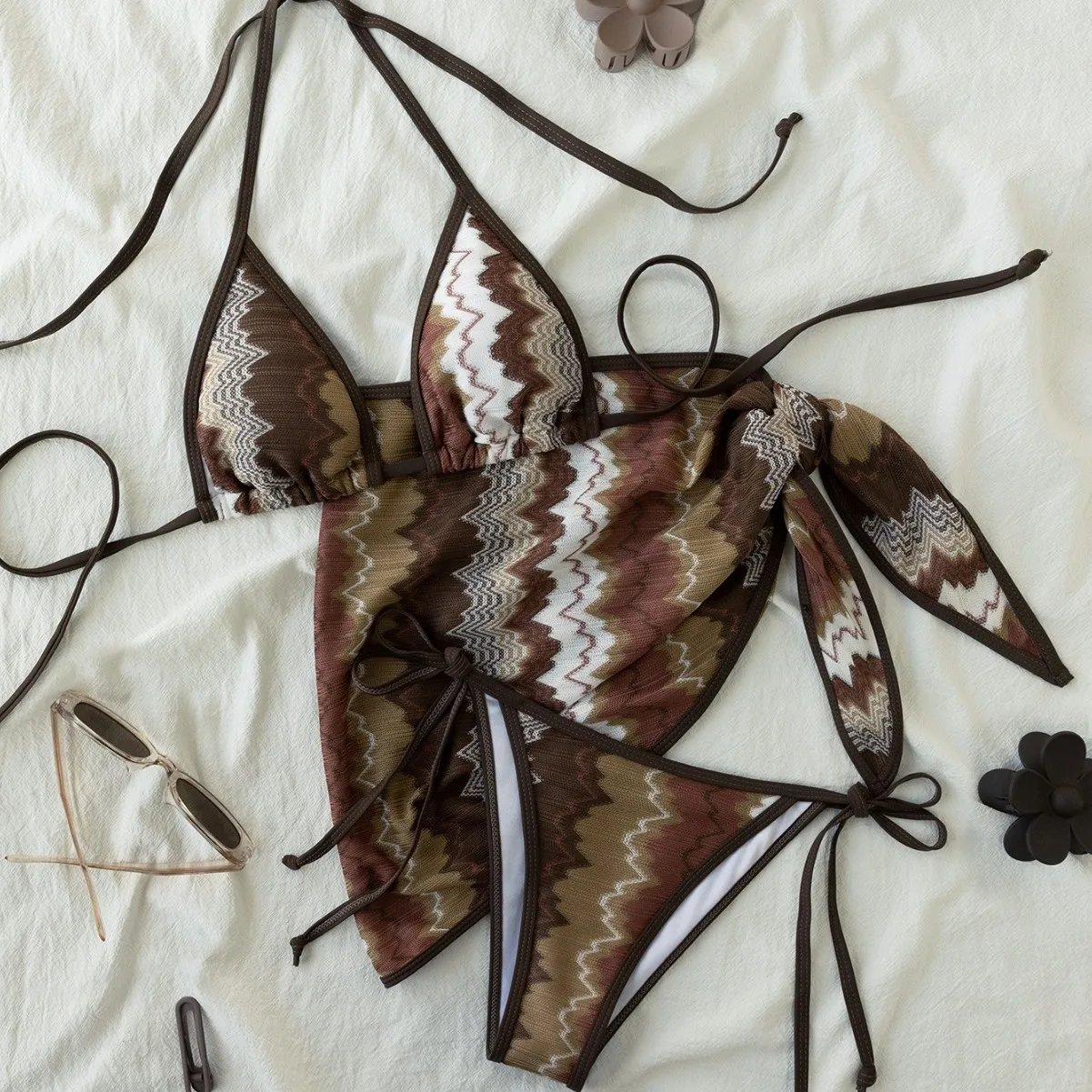 סט ביקיני 3 חלקים עם מכסה לנשים בגדי ים 2025 ביקיניים מסוגננים עם צווארון הלטר ותמיכה בחזה בחוף הים