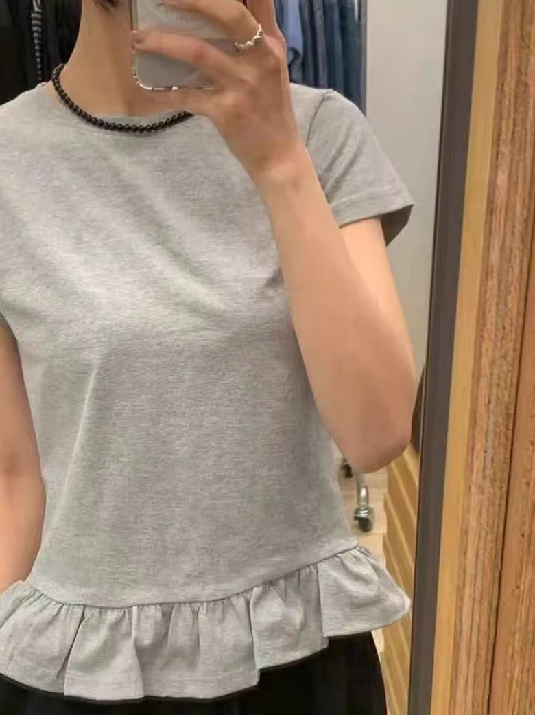 

Spring 2025 Women's ort Sve T-irt Chic round Ne Base Layer Design Sense Youthful Top Korean Sle Loose Fit Color