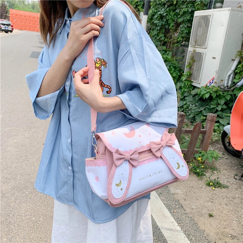 Sac messager doux de style japonais pour femmes, sac cartable animé, sangle réglable, sac de voyage en plein air pour filles, initié Kawaii