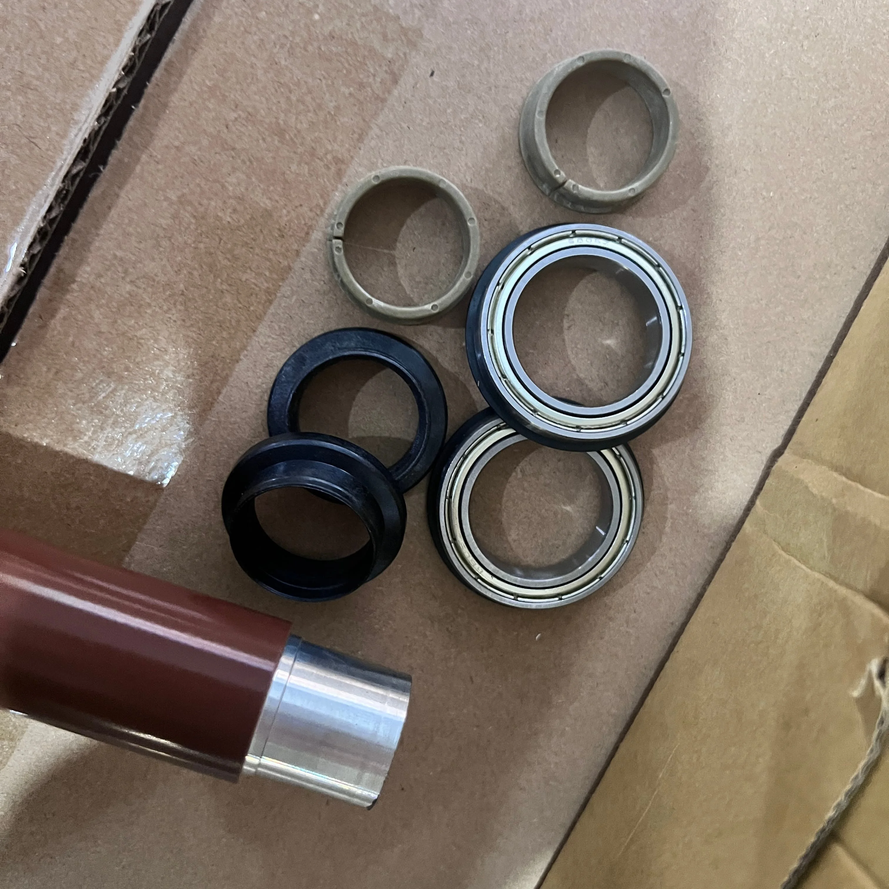 

Подшипник верхней втулки ролика термозагревателя для Konica Minolta Bizhub C364e C454e C284e C224 C284 C364 C454