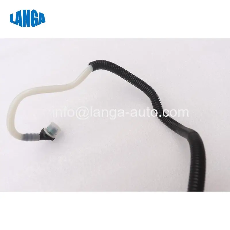 6110703332 A6120703332 Fits For Mercedes Benz C-CLASS 200 / 220 / 270 CDI Fuel Hose Pipe Fuel Line 4