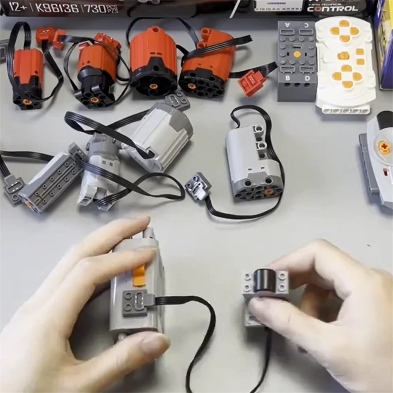 

DIY 2,4G беспроводной приемный контроллер, переключатель питания, удлинитель, детали строительного блока, совместимые с программируемыми игрушками