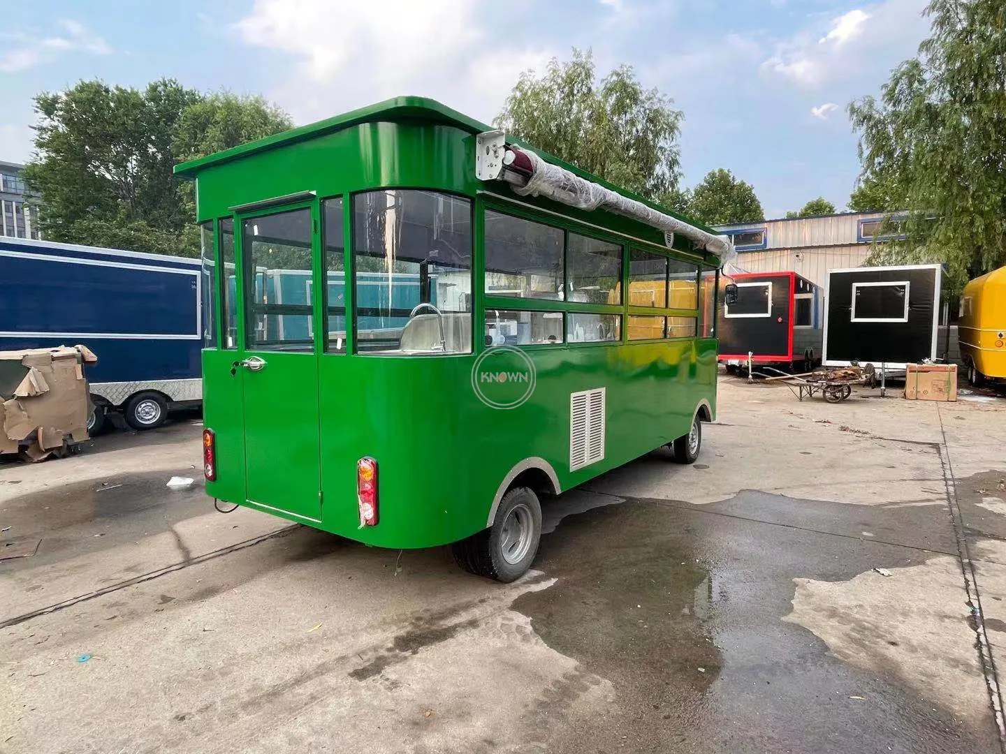 Tricycle électrique de type bus, chariot de nourriture personnalisé, véhicule pour bar à collation, pizza, hot-dog, burger, vente