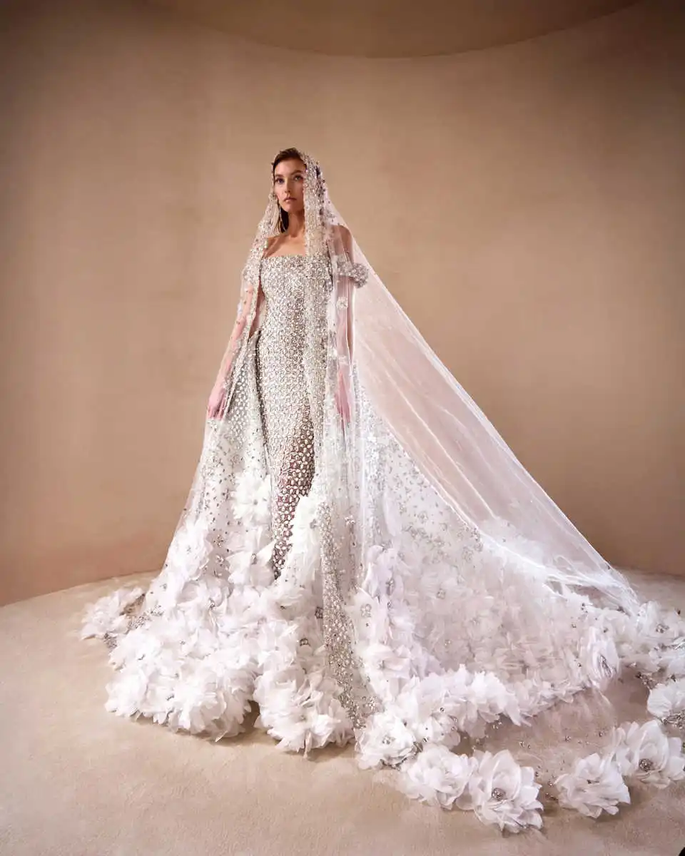 Genialna suknia balowa suknie ślubne bez ramiączek diamentowe dżetów suknie wieczorowe bez ramiączek Vestido De Noiva dostosowane