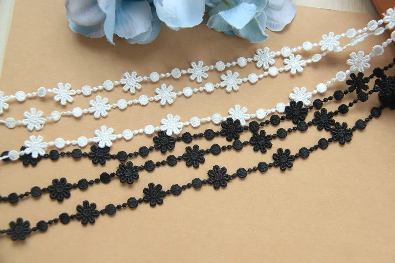 5 Yards Polyester Embroidered Lace 3D Flower Guipure Lace Embroidery Appliqued Sewing Trims White and Black