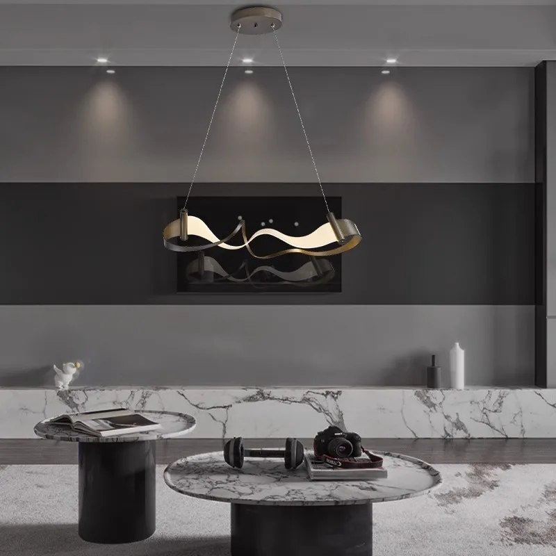 Plafonnier au Design Minimaliste et Luxueux, Luminaire Décoratif d'Nik, Idéal pour une Salle à Manger