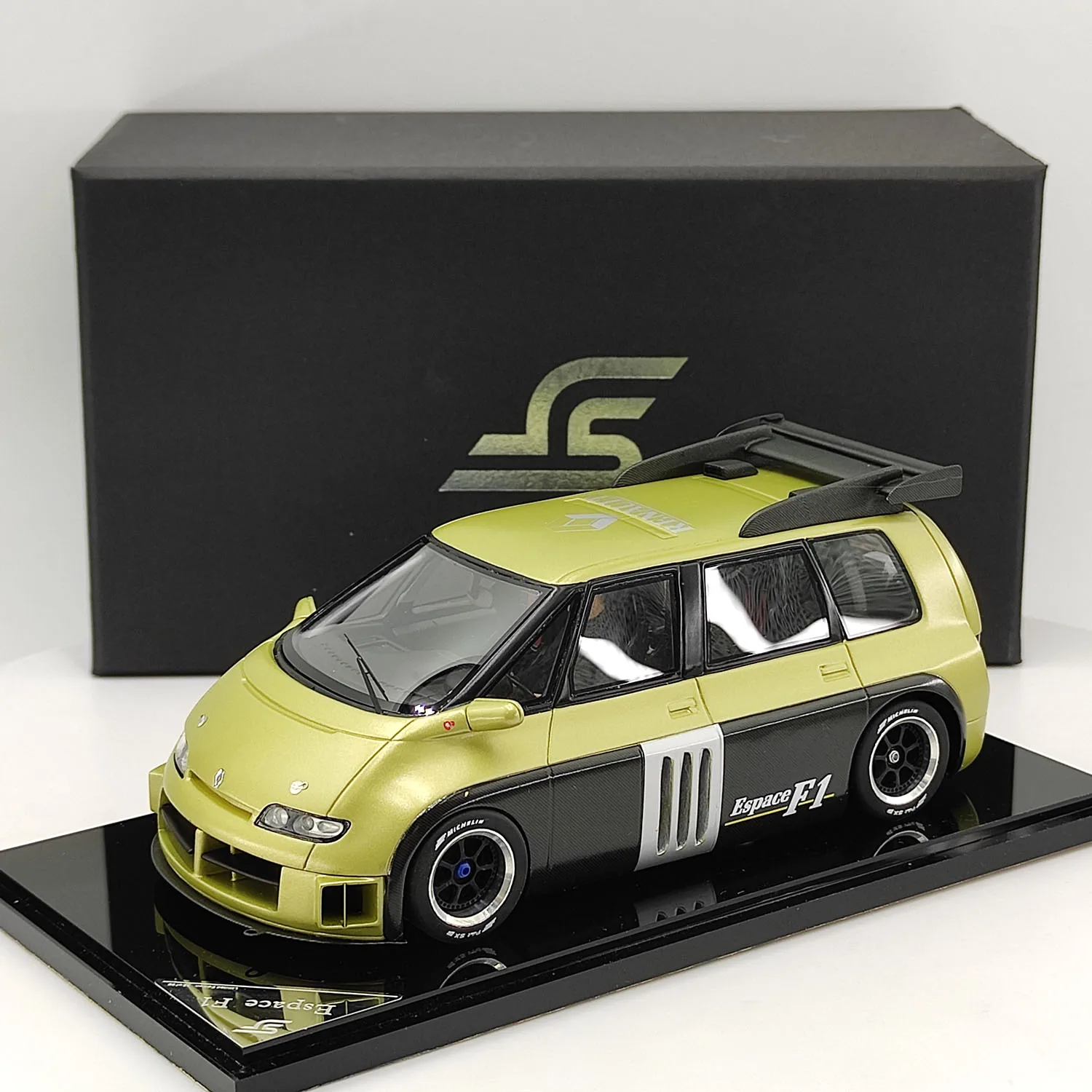 

SJF 1/32 Scale Renault Espace F1 SJF MODEL 1995 Resin Car Model Collectible Toy Gift Souvenir Display
