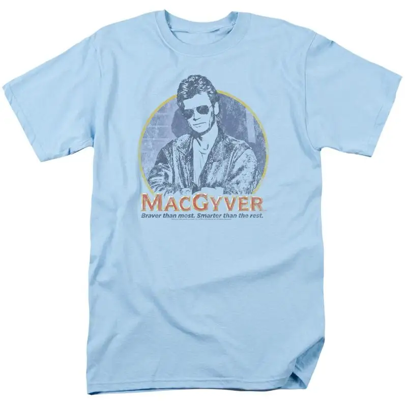 

Лицензированная футболка для взрослых MacGyver Title