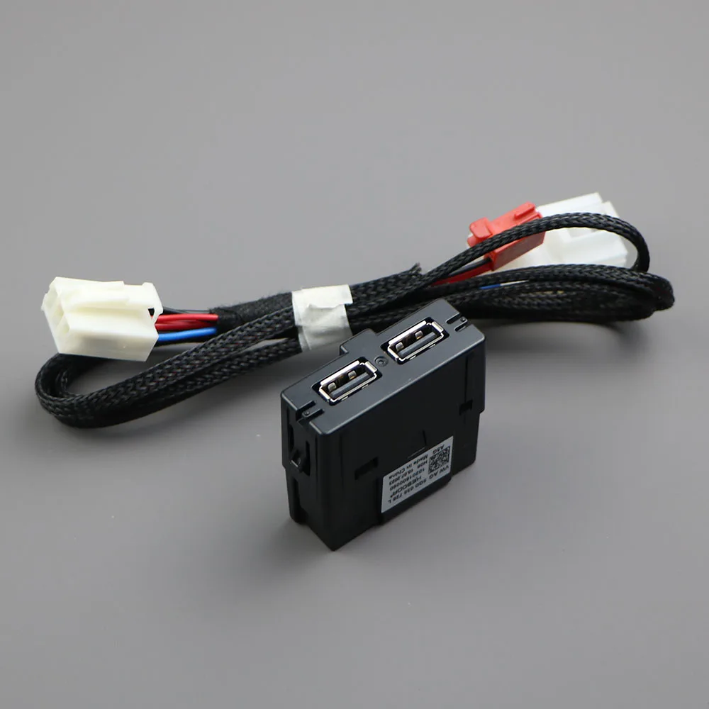 

Set Rear Center Console Dual USB Port Hub 5Q0035726L For Audi A3 A4/Avant B9 Q3 Q5 For VW Passat B8 16-22 Touran Octavia Rapid