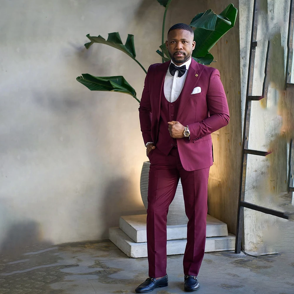 

Classical Men's Suits 3 Pieces Peaked Lapel One Single Button Groom Wedding Guest Party Suit Prom Blazer Customized Jacket+Pants