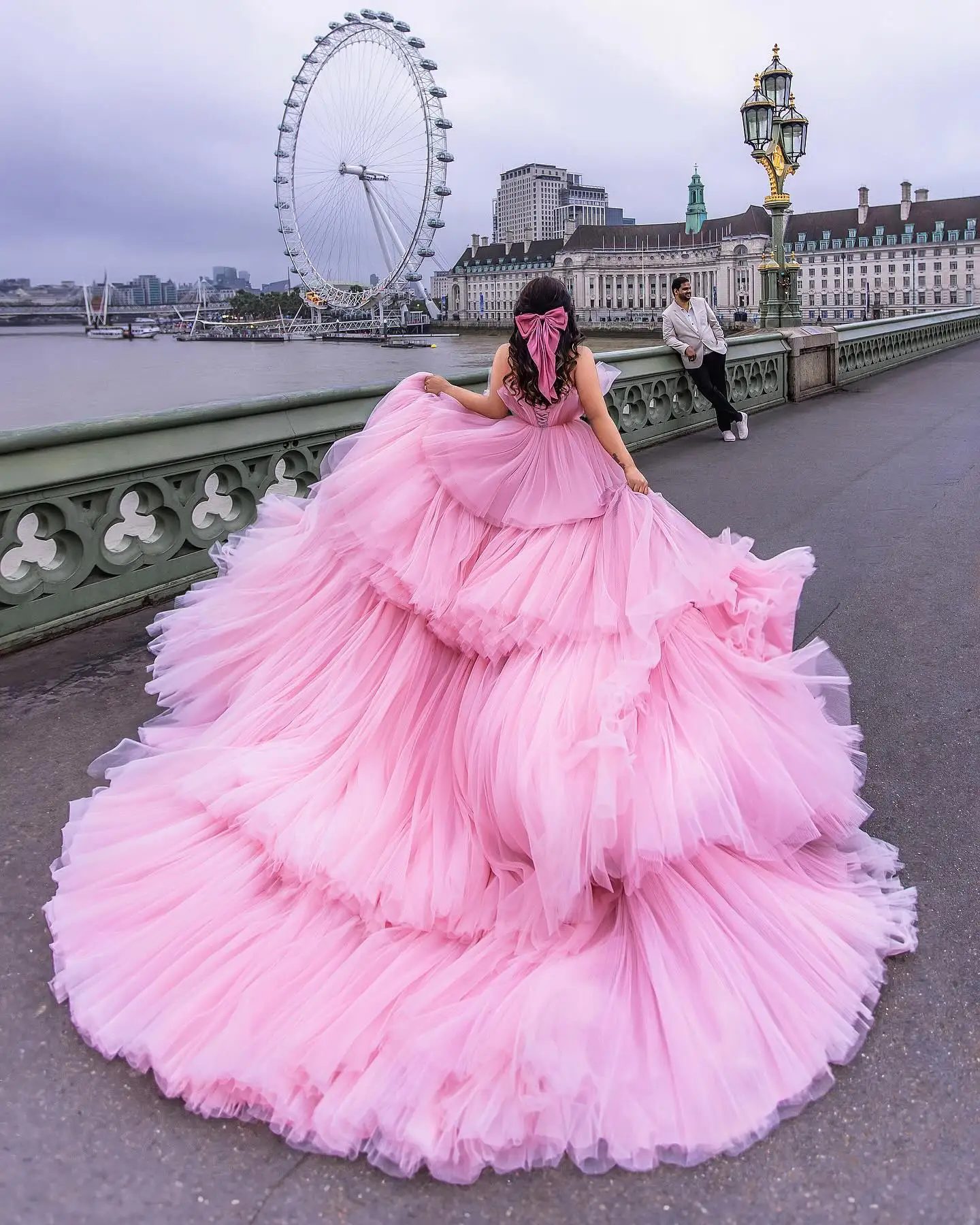 Luxo rosa em camadas tule vestido de noiva de casamento com trem destacável rosa tule curto vestidos de festa de baile overskirt trem personalizado