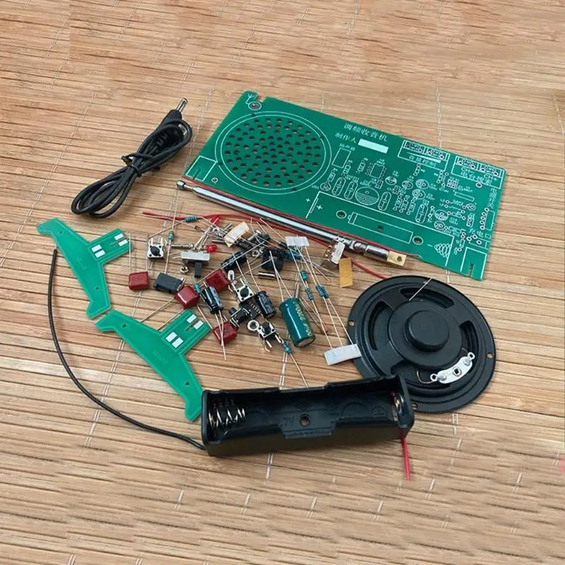 U55C Innovative FM Radio Electronic Lötkit für Science Fair und Wettbewerbe