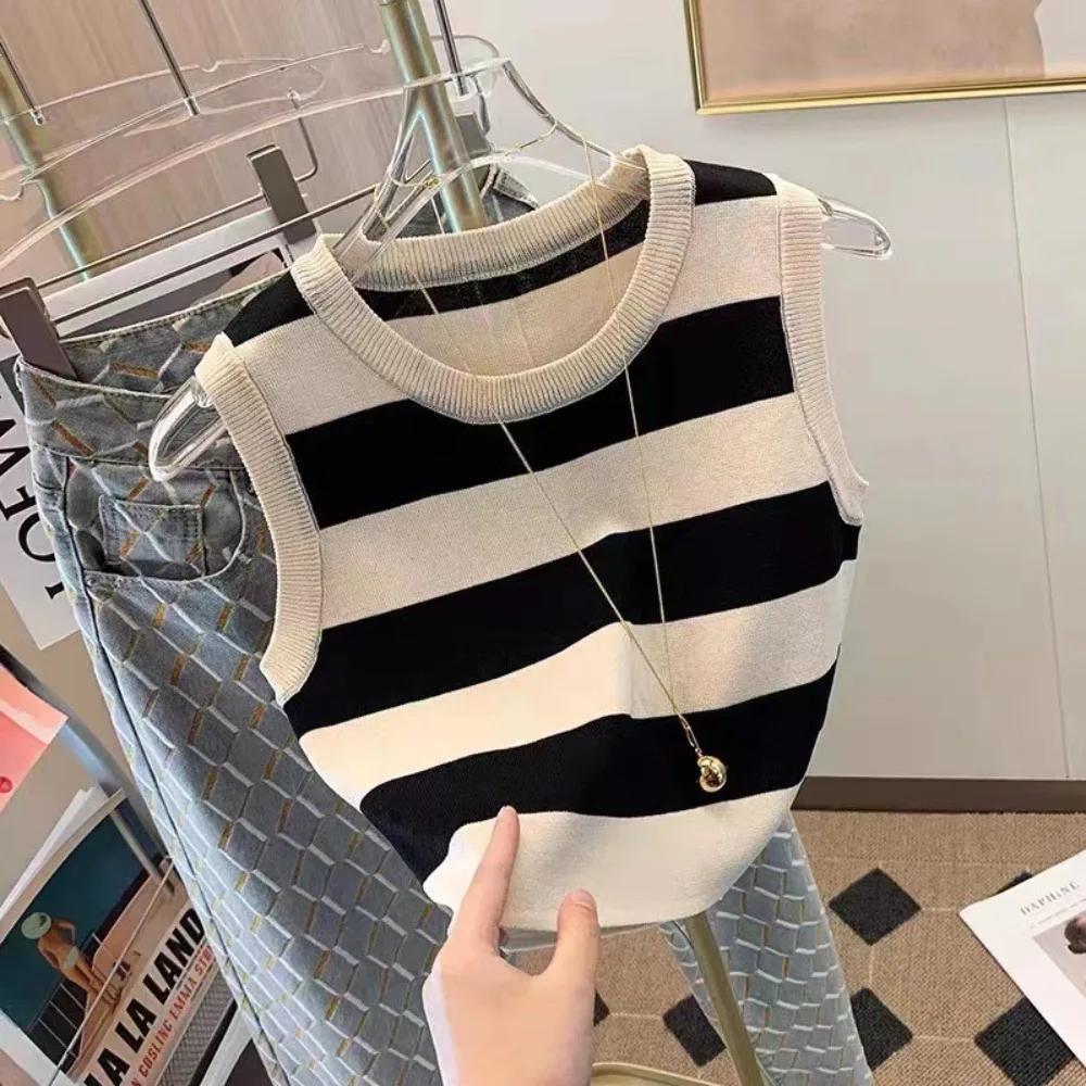 1PC Armpit Knitted Crop Top Round Neck Plaid Pattern Summer Fashion For Women Waistcoat