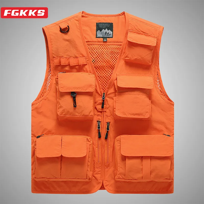 FGKKS Men\'s Vest Multi-Pocket Thin Trend Mesh Breathable Detachable Waistcoat Outdoor Mountaineering Fishing Casual Vest Male