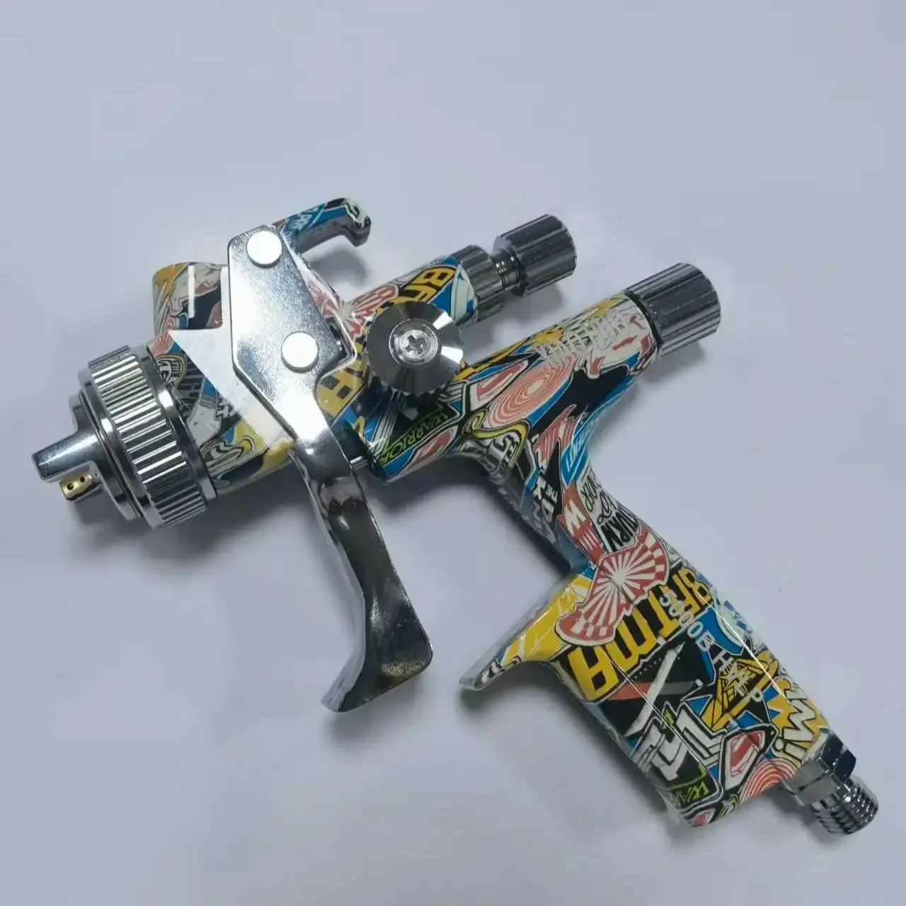 

5000B Pattern Automotive Spray Gun High Atomization Top Tank 600 Milliliter Capacity Pneumatic Tool Topcoat Sprayer