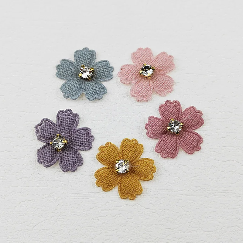 Blume mit Strass-Applikation für Kleidung, Aufnäher zum Aufnähen auf Hüte, zum Basteln von Haarspangen, als Schleifendekoration, 2,3 cm, 50 Stück. – Detail 3