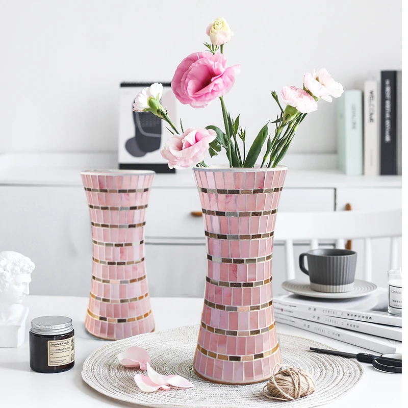 

pink waistband glass mosaic vase, handmade countertop, living room decoration, floral arrangements, and container packaging