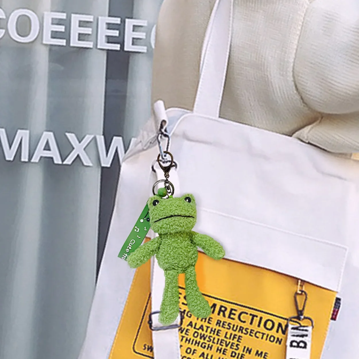 Cute Frog Doll Kawaii Plush Keychain Accessories Kawaii Key Chain for Backpacks Bags Purse Car Key Ring Birthday Christmas Gifts