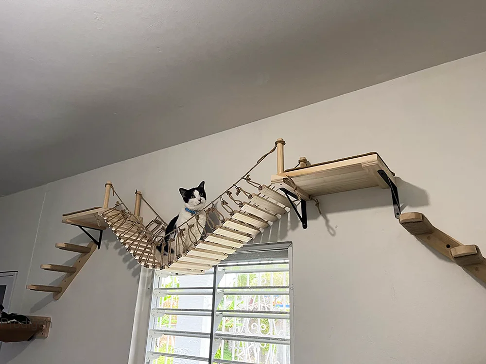 Wall Mounted 100cm Cat Bridge Wooden Furniture Sisal Ladder Climbing Cat Perch Scratcher Steps Scratching Toy for Pets Sleeping